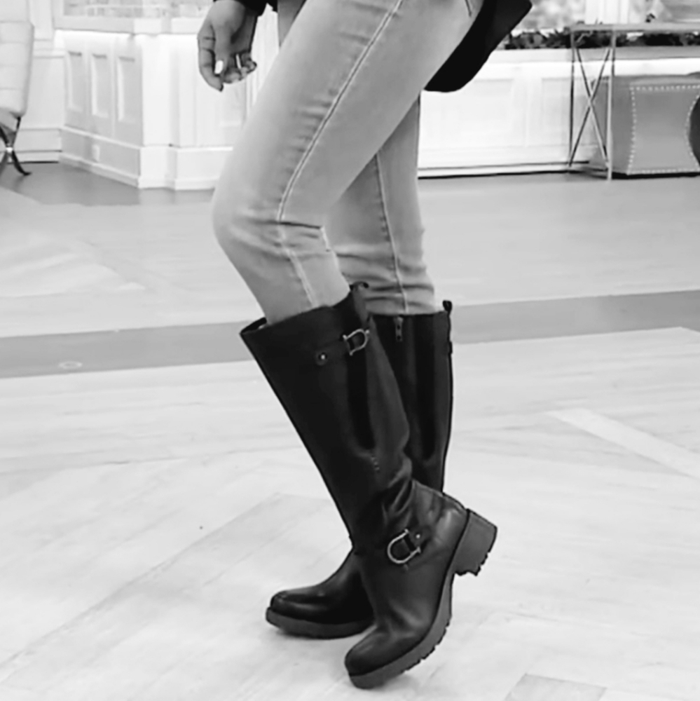 Stylish & Edgy Earth Waterproof Leather Boots - Picture 7 of 8